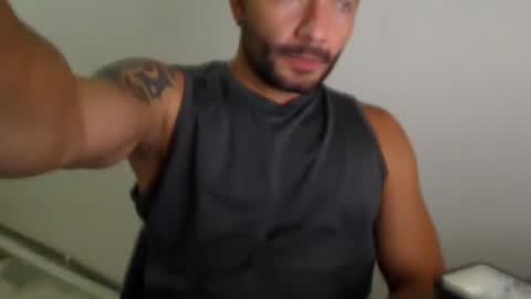 millionarestrong online show from September 22, 12:55 am