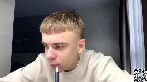 echowraith online show from December 3, 7:47 am