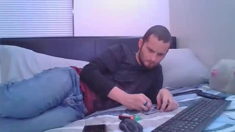 eclipticice94 online show from December 5, 3:24 am