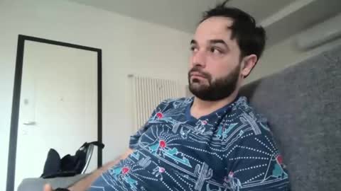 Snapshot of ector_prize chatting on February 13, 12:11 pm ET87 online show from February 13, 12:11 pm