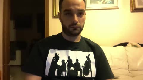 Snapshot of ector_prize chatting on October 11, 11:09 pm ET87 online show from October 11, 11:09 pm