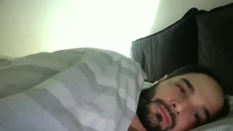 Snapshot of ector_prize chatting on December 3, 2:01 am ET87 online show from December 3, 2:01 am