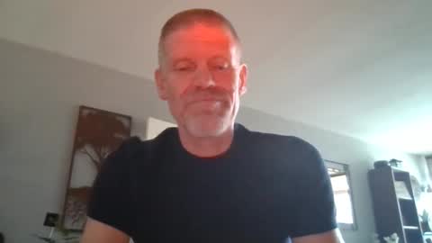 eddie4767 online show from October 5, 9:24 am