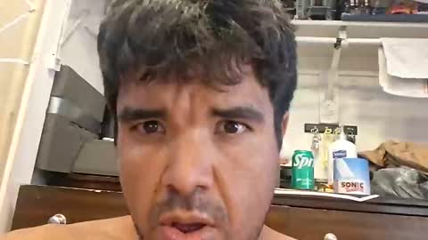 eddygomez355 online show from November 18, 5:33 am