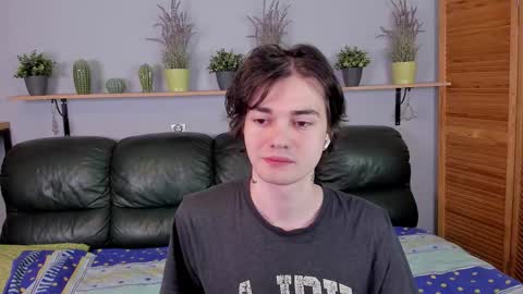 Snapshot of edgar_luck chatting on October 26, 2:52 pm Edgar online show from October 26, 2:52 pm