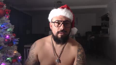 Snapshot of edgarram83 chatting on December 25, 7:46 am edgarram83 online show from December 25, 7:46 am