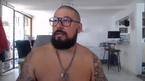 Snapshot of edgarram83 chatting on February 9, 7:09 pm edgarram83 online show from February 9, 7:09 pm