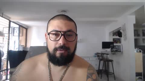 Snapshot of edgarram83 chatting on February 15, 6:33 pm edgarram83 online show from February 15, 6:33 pm