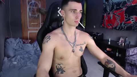 Snapshot of eduard_loveee chatting on September 9, 1:10 pm Eduar online show from September 9, 1:10 pm