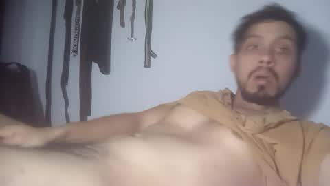 Snapshot of eduarfox96 chatting on October 12, 6:51 am Eduar online show from October 12, 6:51 am