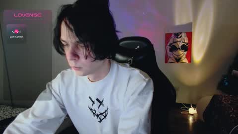 edward_kalen online show from January 10, 4:01 am