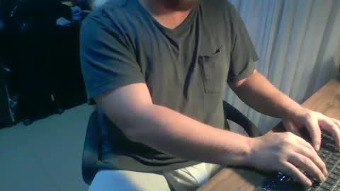 Snapshot of ekudemic chatting on January 14, 5:08 am Juan Pablo M online show from January 14, 5:08 am