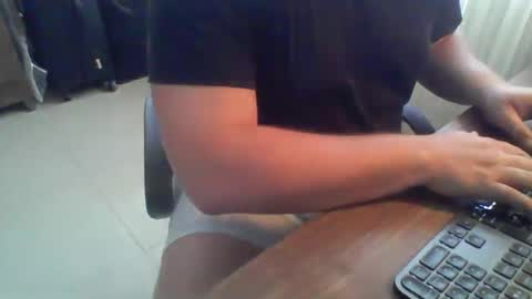 Snapshot of ekudemic chatting on February 17, 8:47 pm Juan Pablo M online show from February 17, 8:47 pm