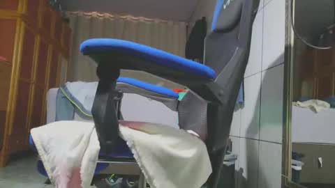 Elcimar online show from March 15, 3:18 pm