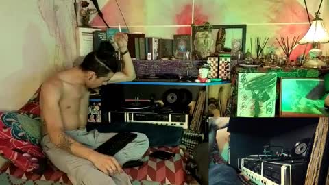 Snapshot of eleazar_blake chatting on October 7, 12:48 am Sir Eleazar online show from October 7, 12:48 am