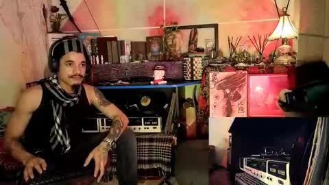 Snapshot of eleazar_blake chatting on October 11, 6:39 am Sir Eleazar online show from October 11, 6:39 am