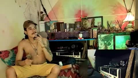 Snapshot of eleazar_blake chatting on October 10, 3:44 am Sir Eleazar online show from October 10, 3:44 am