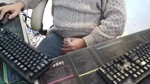 Snapshot of elencher69 chatting on March 3, 2:21 pm Eric online show from March 3, 2:21 pm