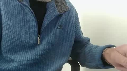 Snapshot of elfyonee chatting on October 8, 10:52 am elfyonee online show from October 8, 10:52 am