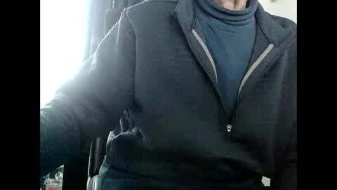 Snapshot of elfyonee chatting on January 21, 3:50 pm elfyonee online show from January 21, 3:50 pm