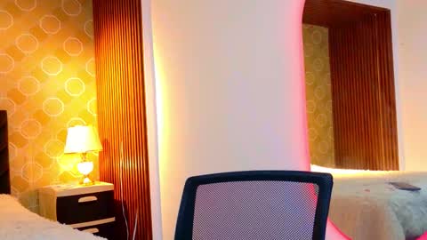 Elian online show from March 21, 1:31 am