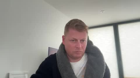 CabinCrewDrew online show from October 23, 2:09 pm