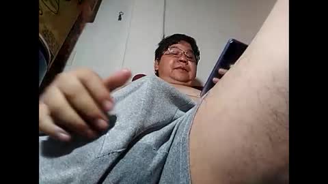 Snapshot of elimposstor chatting on February 14, 6:45 am elimposstor online show from February 14, 6:45 am