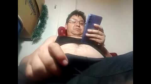 Snapshot of elimposstor chatting on December 29, 7:06 am elimposstor online show from December 29, 7:06 am