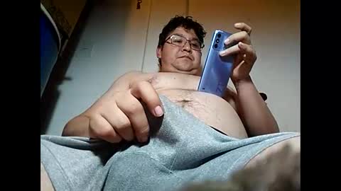 Snapshot of elimposstor chatting on January 15, 2:17 am elimposstor online show from January 15, 2:17 am