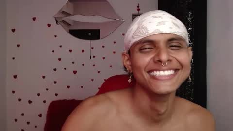 elio_fox online show from March 21, 6:39 am