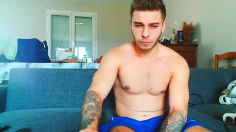 elkafit28 online show from April 13, 1:45 pm