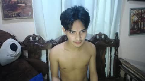 ELLORREY online show from December 4, 5:55 pm