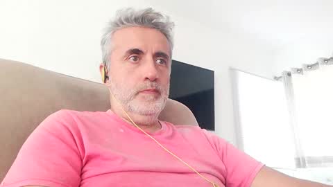 fer online show from January 7, 8:10 pm