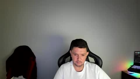 Elmer online show from February 8, 7:04 am