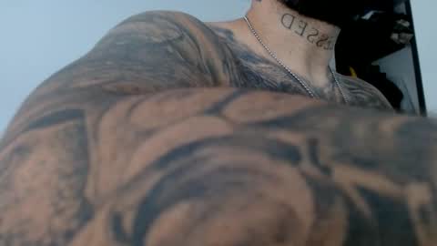 Snapshot of elosocazador chatting on March 7, 12:01 pm elosocazador online show from March 7, 12:01 pm