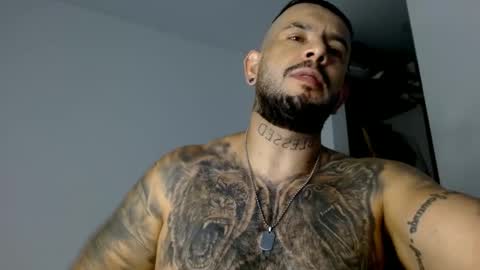 Snapshot of elosocazador chatting on March 6, 10:47 pm elosocazador online show from March 6, 10:47 pm