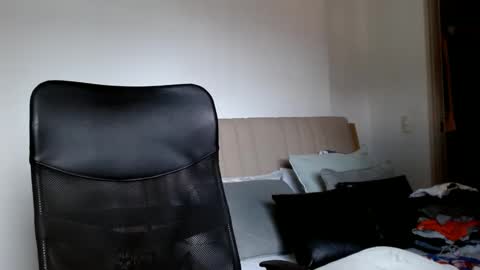 Snapshot of elosocazador chatting on December 17, 3:17 pm elosocazador online show from December 17, 3:17 pm