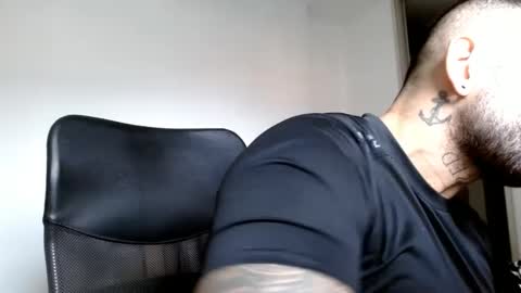 Snapshot of elosocazador chatting on January 8, 1:41 pm elosocazador online show from January 8, 1:41 pm