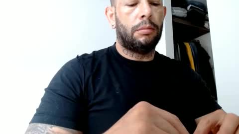 Snapshot of elosocazador chatting on January 30, 12:27 pm elosocazador online show from January 30, 12:27 pm