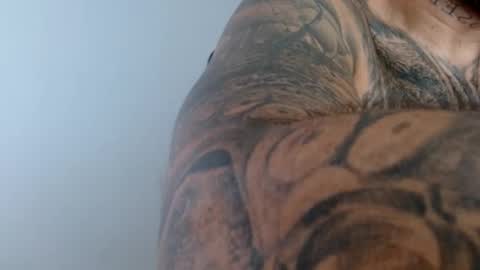 Snapshot of elosocazador chatting on September 15, 1:01 pm elosocazador online show from September 15, 1:01 pm