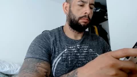 Snapshot of elosocazador chatting on February 20, 1:08 pm elosocazador online show from February 20, 1:08 pm