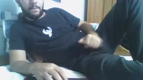 Snapshot of elphotographermedo chatting on October 26, 6:10 pm Mr.M online show from October 26, 6:10 pm