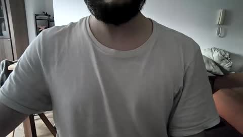 elriclust online show from February 5, 10:39 pm