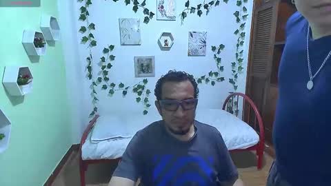 elruncho online show from January 15, 7:01 pm