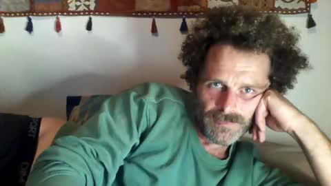 elyjahoye online show from October 13, 9:21 pm