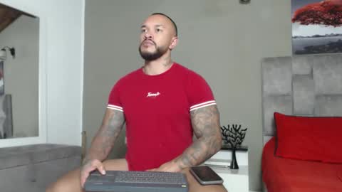 emanuelspencer online show from April 7, 5:18 am