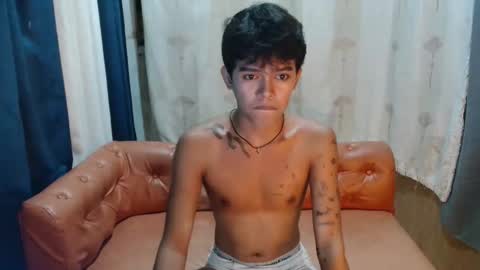 emerald_cummer online show from March 4, 7:21 pm