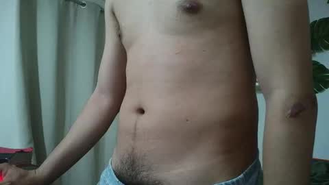emersontwinks online show from May 6, 9:21 am