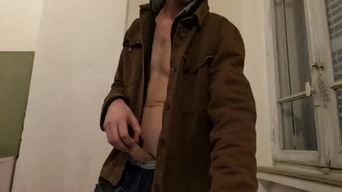 emile013 online show from January 12, 9:19 pm