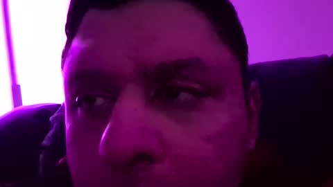 emktmnknektl online show from December 1, 10:18 am